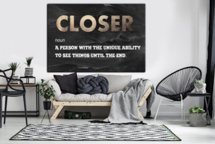 Closer темный фон белая надпись - печать на холсте