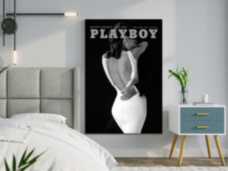Обложка журнала PLAYBOY черно белый принт